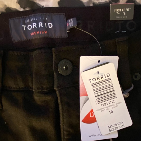 TORRID black distressed bermuda shorts - Picture 3 of 5